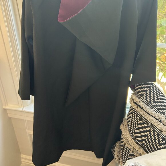 Harry Potter Gryffindor Robe - Picture 6 of 6